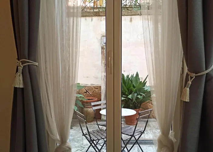 לינה וארוחת בוקר Citta Giardino 4*